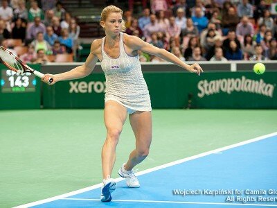 Camila batte in due set anche Agnieszka Radwańska: è in finale a Katowice